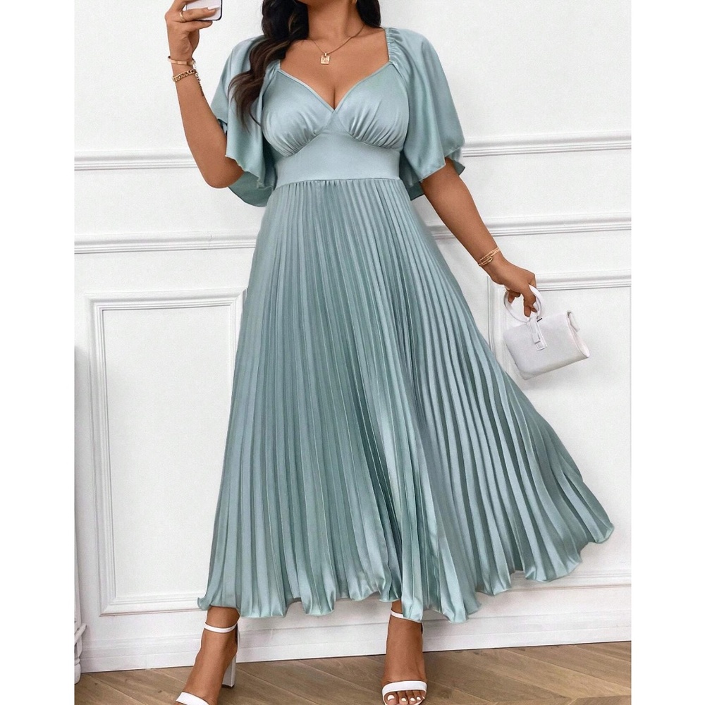 Elegant Sage Green Pleated Midi Wedding Dress with Flutter Sleeves